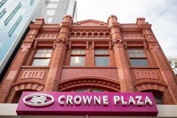 Crowne Plaza Hobart