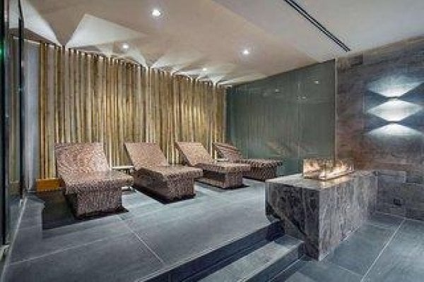 Doubletree By Hilton Skopje