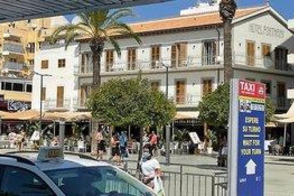 Hotel Portmany