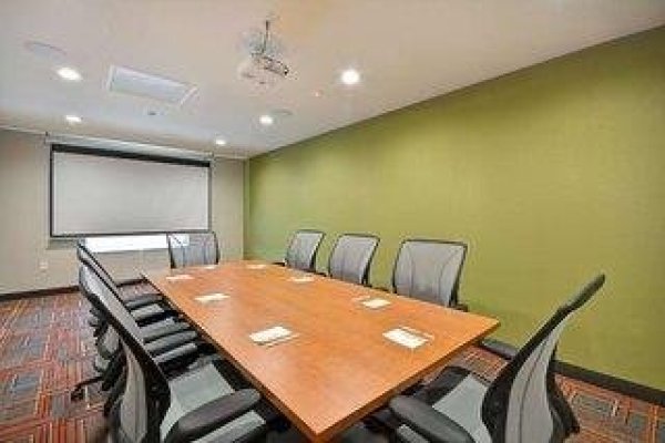 Home2 Suites By Hilton Dallas North Park