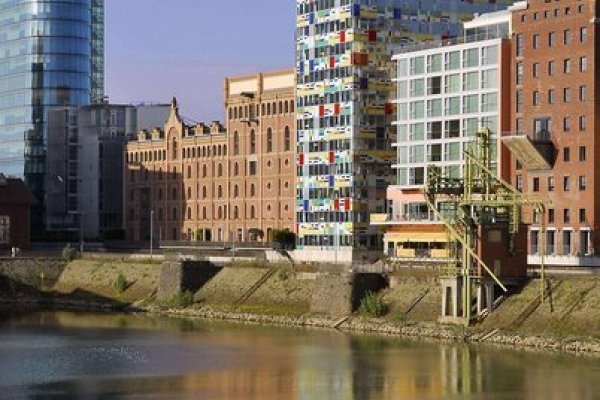Innside Düsseldorf Hafen