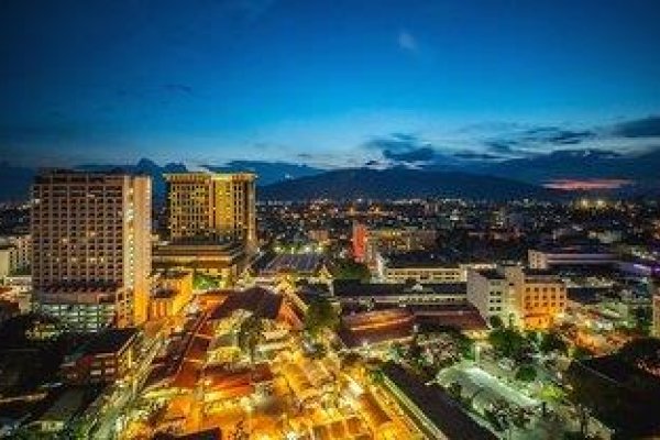 Loyy Hotel