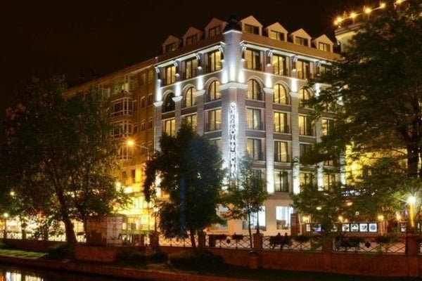 SennaCity Hotel