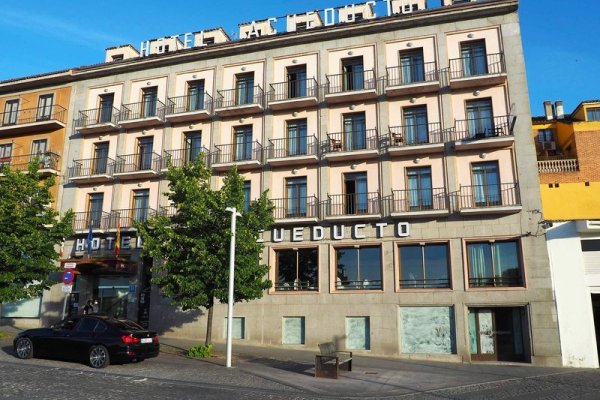 Hotel Acueducto