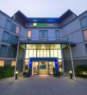 Holiday Inn Express London Stansted Airport