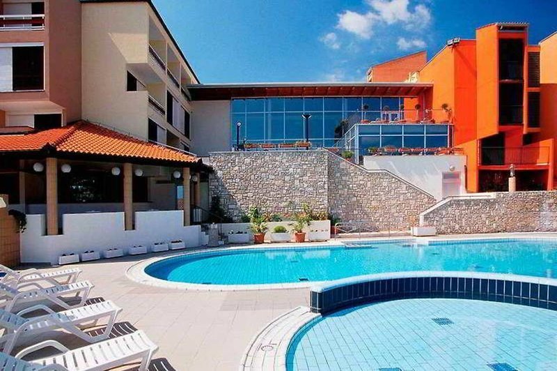 Hotel Albona recenzie