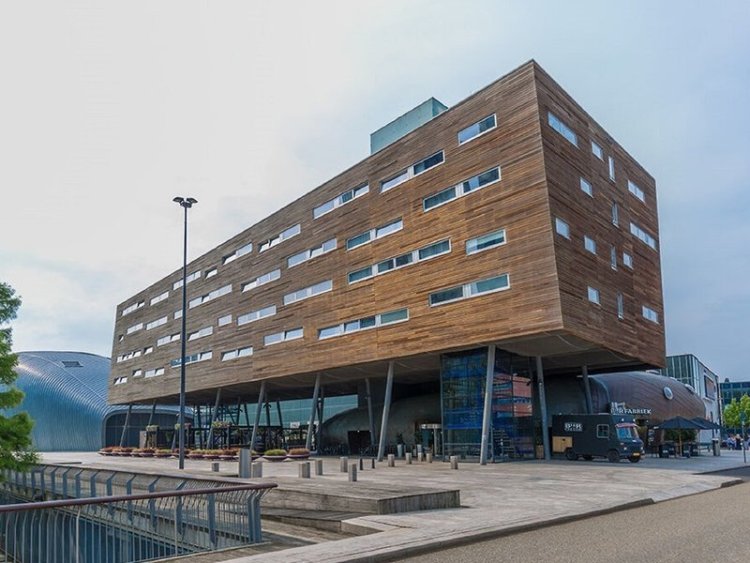 Leonardo Hotel Almere City Center