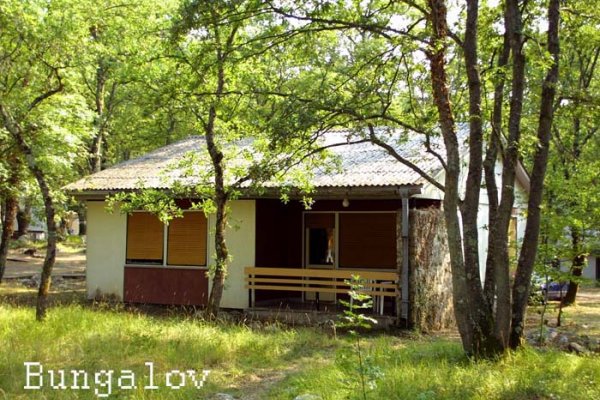 Apartmány A Bungalovy Flora