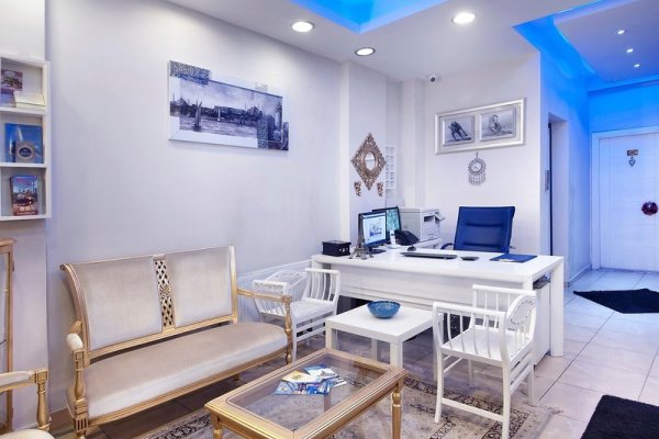 Lemon Residence