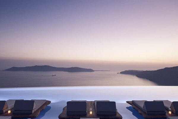 Cavo Tagoo Santorini
