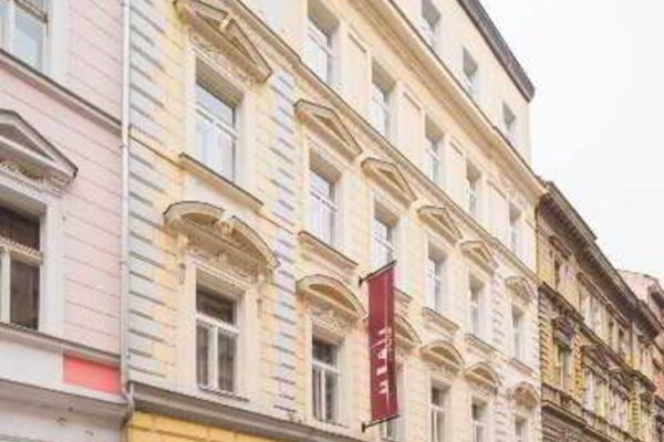 City Lounge Hotel