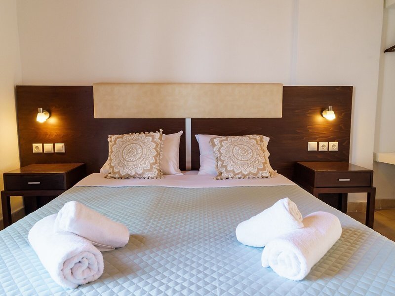 Mayo Rooms