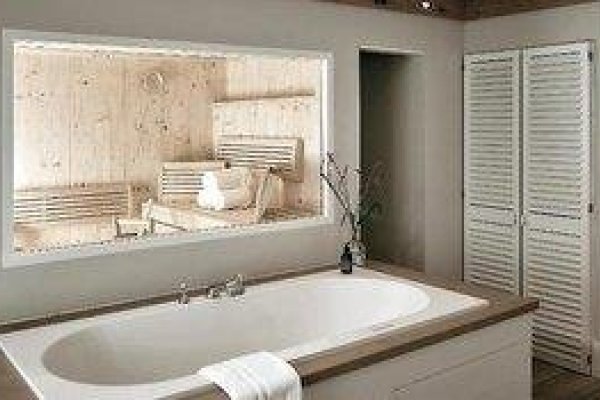 Barefoot Hotel 