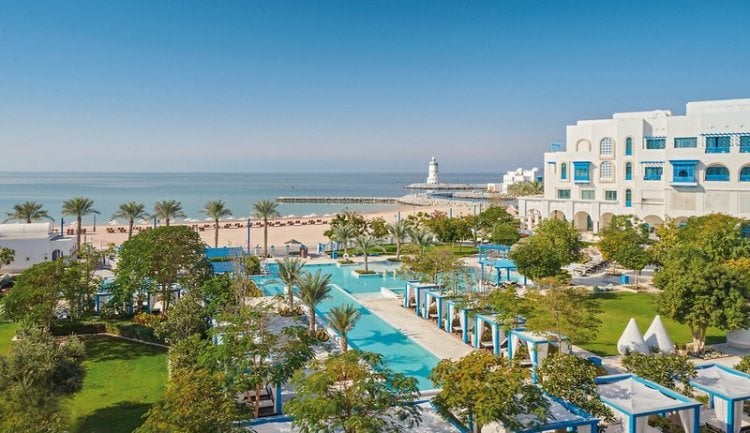 Hilton Salwa Beach Resort & Villas