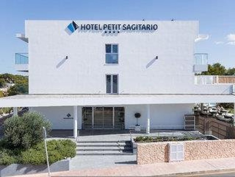 Hotel Petit Sagitario