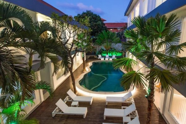 Coast Boutique Apartments