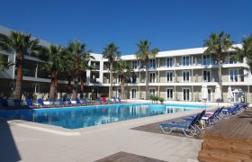 Zante Inn recenzie