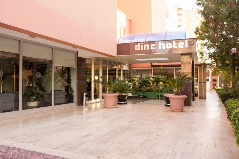 Lara Dinc Hotel recenzie