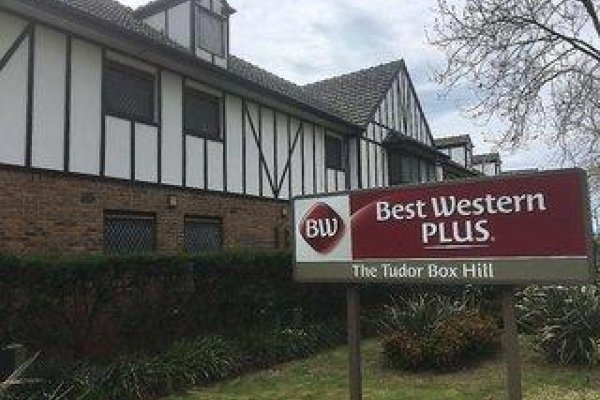 Best Western Plus The Tudor Box Hill