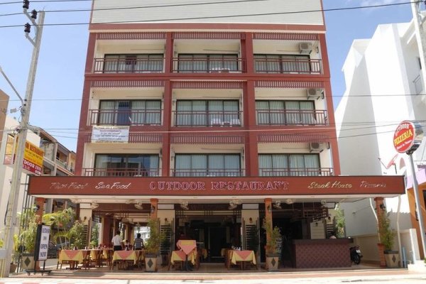 Outdoor Inn & Restaurant