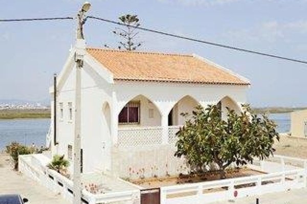Lazaro Beach House