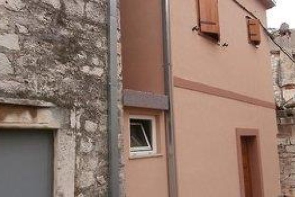 House Klaudija