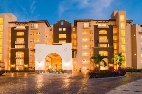 Villa Del Arco Beach Resort & Spa