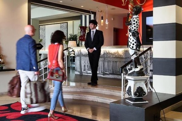 Hotel Adua