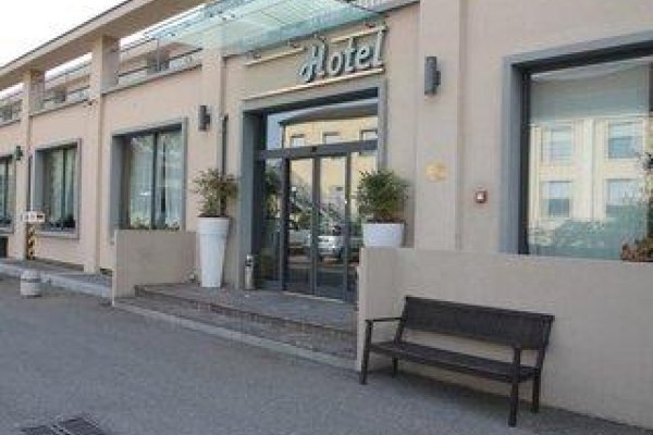 Mh Hotel Piacenza Fiera 