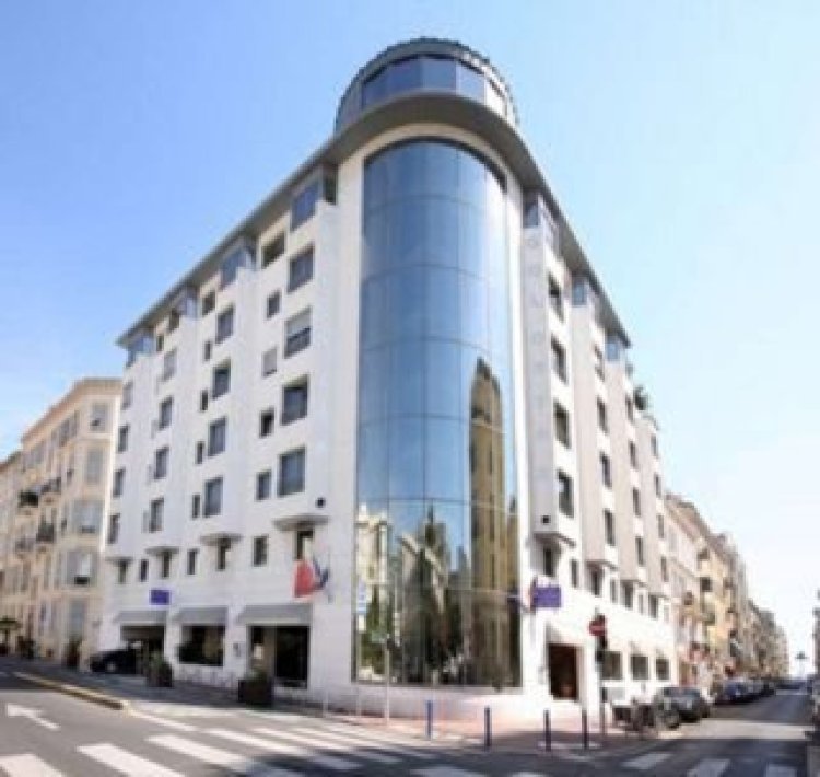 Hôtel Goldstar Resort & Suites