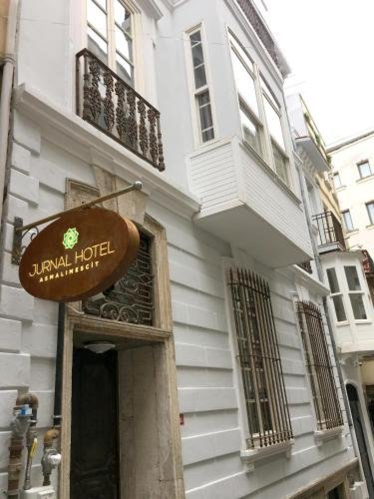Jurnal Hotel