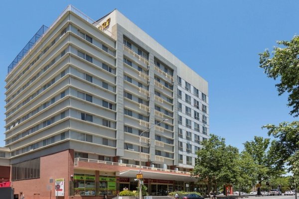 Waldorf Canberra Apartment Hotel