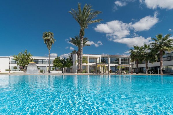 Cyprus, Paphos: Royal Blue Hotel & Spa 4*