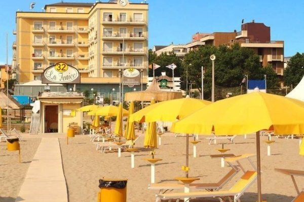 Continental Family Hotel