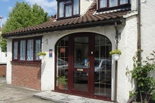 Bridge Guest House