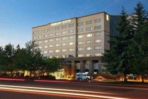 Embassy Suites Hotel Seattle-Tacoma International Airport
