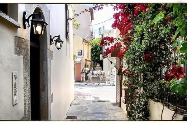 Ontas Traditional Hotel
