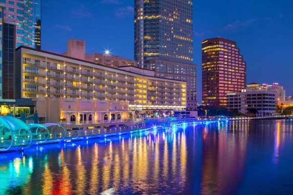 Hotel Tampa Riverwalk