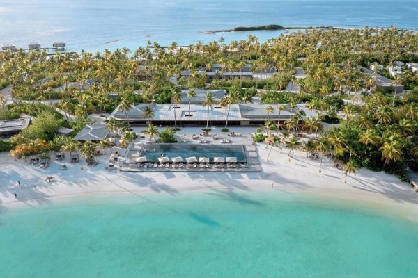 Patina Maldives Fari Islands