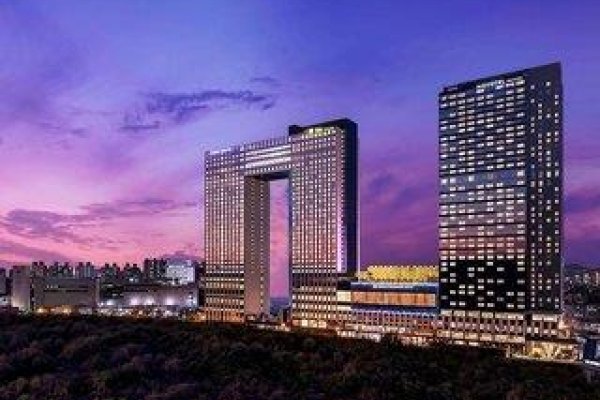 Novotel Ambassador Seoul Yongsan  Seoul Dragon City