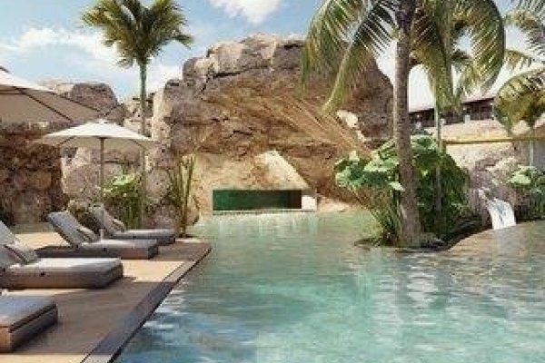 Serenade Caribe Club
