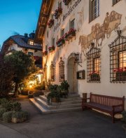 Strasserwirt Herrenansitz zu Tirol