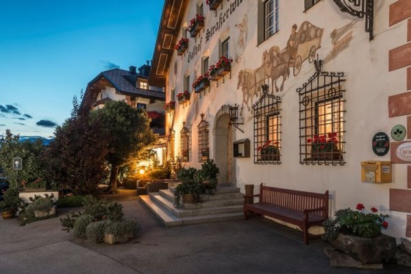 Strasserwirt Herrenansitz Zu Tirol