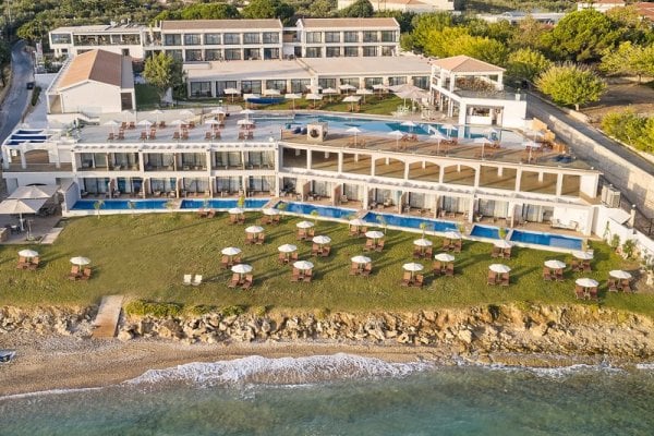 Cavo Orient Beach Hotel recenzie