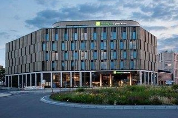 Holiday Inn Express & Suites Monheim Am Rhein