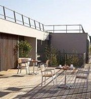 Adonis Lyon Dock Ouest