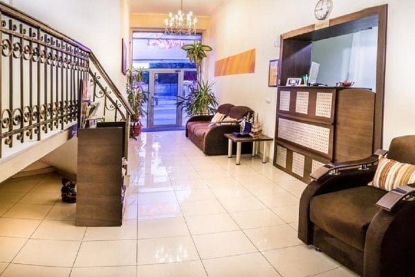 EOS Hotel