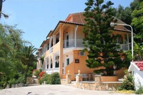 Mazis Golden View - Hotel & Apartments