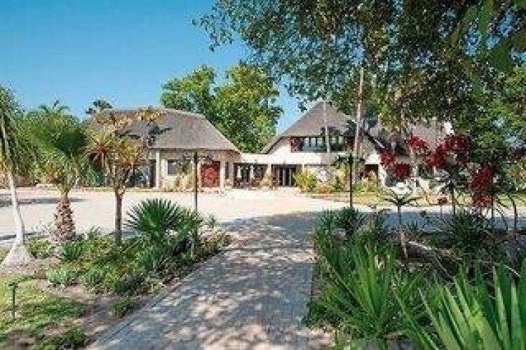 La Rochelle Lodge