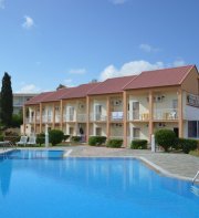 Aggelos Family Hotel